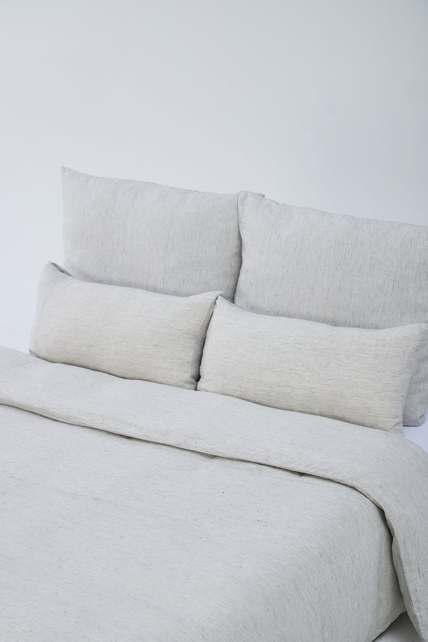 100 % GOTS Leinen Bettwäsche-Set – pinestripe | Nachhaltig & Atmungsaktiv