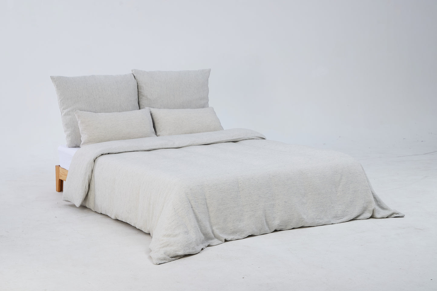 100 % GOTS Leinen Bettwäsche-Set – pinestripe | Nachhaltig & Atmungsaktiv