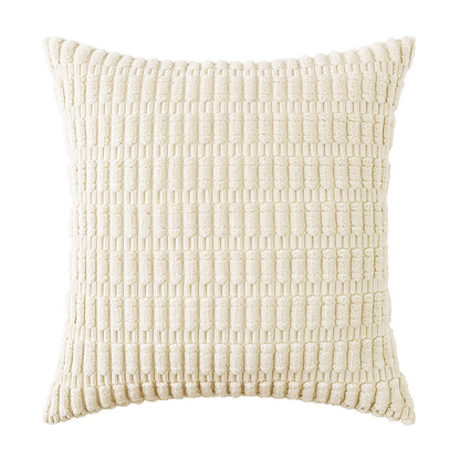 Ein einzelnes Boho Kissen Mosa von Interior by Hakito, weich und gemütlich in trendigem cremefarbenem Design, perfekt für die Einrichtung.