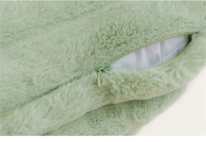 Versteckter Reißverschluss des Kuschelkissens Fluf 2er Set von Interior by Hakito, ideal für einfache Pflege und Wechsel der Kissenbezüge.