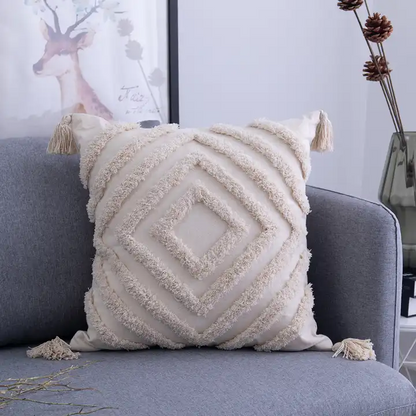 Kissen Luxe von Interior by Hakito, aus hochwertiger Baumwolle, elegant und modern ohne Quasten, ideal für Sofa oder Bett.