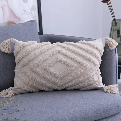 Kissen Luxe aus schwerer Baumwolle von Interior by Hakito, dekoratives Design ohne Quasten, ideal für Sofa und Bett.