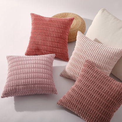 Gemütliches 4er Set Kissen Mosa Kordsamt von Interior by Hakito in sanften Pastellfarben, perfekt für jeden Wohnraum.