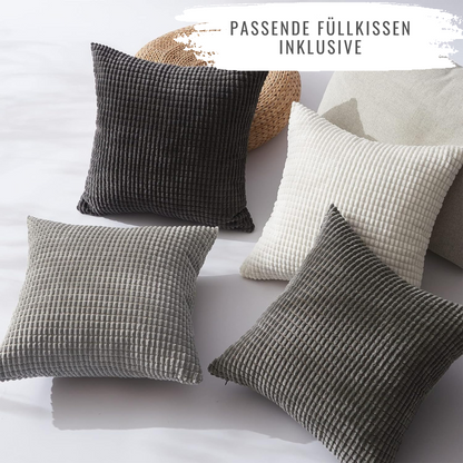 4er Set Kissen im Modell Sven Kordsamt von Interior by Hakito in verschiedenen Farben, perfekt für Sofa oder Bett.
